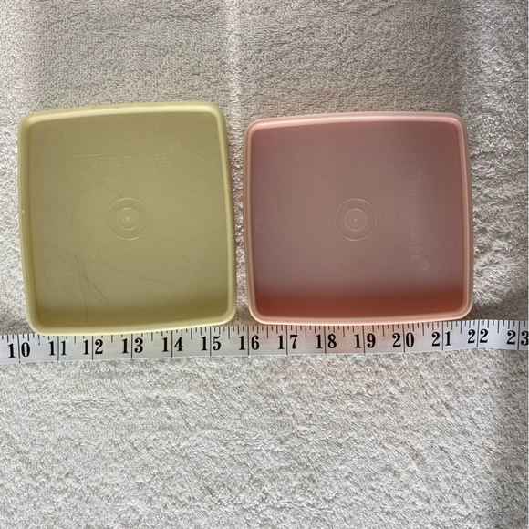 Vintage Tupperware Sandwich Keepers Stackable Square Away Containers W Lids - Picture 11 of 12